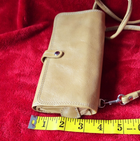 Fossil Light Tan Leather Tri-fold Wallet Crossbody Bag - Picture 8 of 9